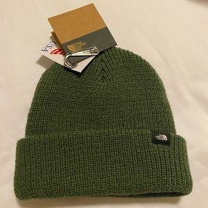 NWT North Face green beanie